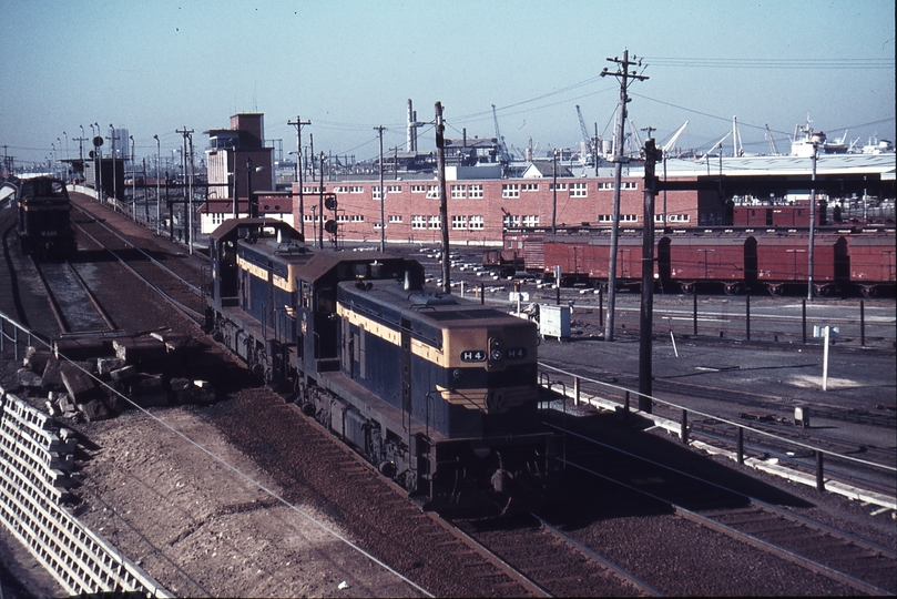 112507: Melbourne Hump Yard Trimmer W 249 and Hump Shunters H 3 H 4