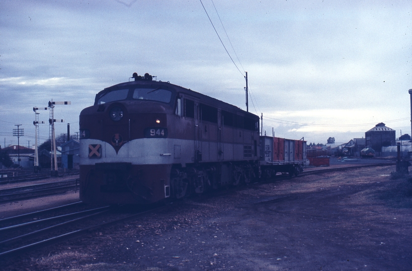 112518: Mount Gambier Shunter 944