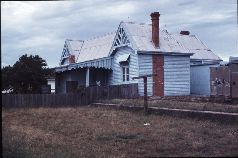 112730: Sorell Looking towards End of Track