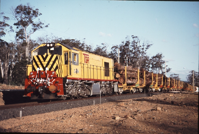 112764: Longreach Junction up side Down Log Train ZA 4