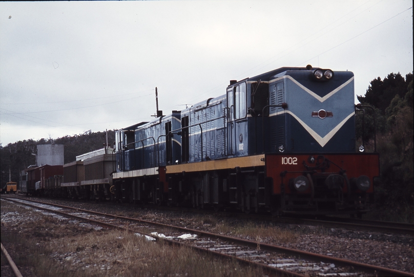 112770: Guildford Junction Down Mixed 1002 1003