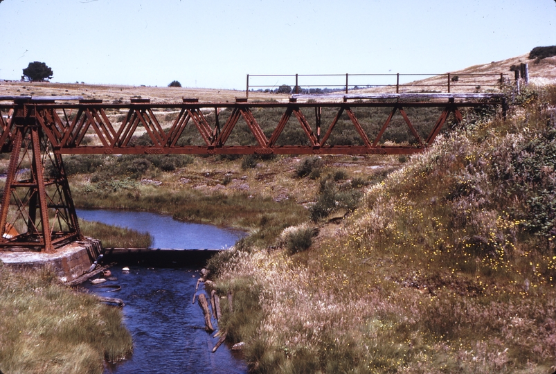 112801: Waratah up side Bridge viewed from North Side