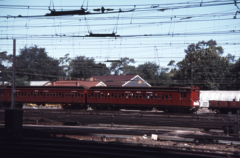 112816: Flinders Street Empty Cars to Newport Workshops 4-car Swing Door 137 M 24 D leading