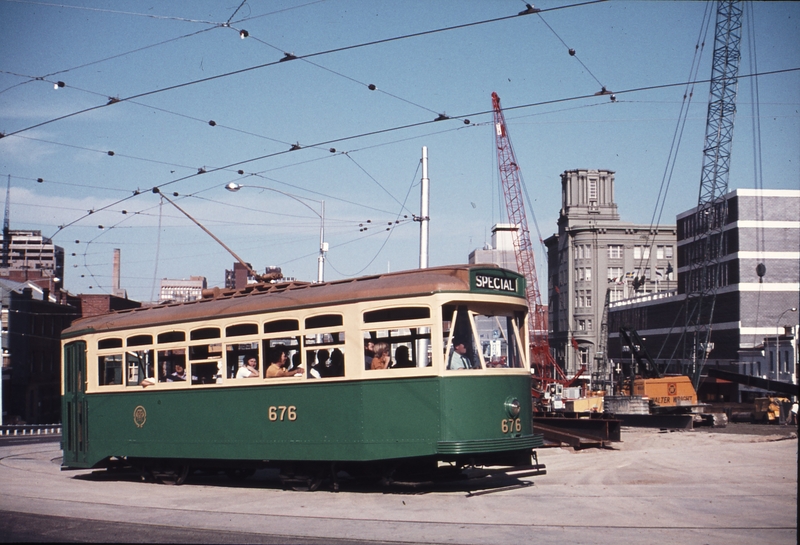 112860: Latrobe Street Museum Station Deviation Swanston Street end Eastbound ARE Special X2 676