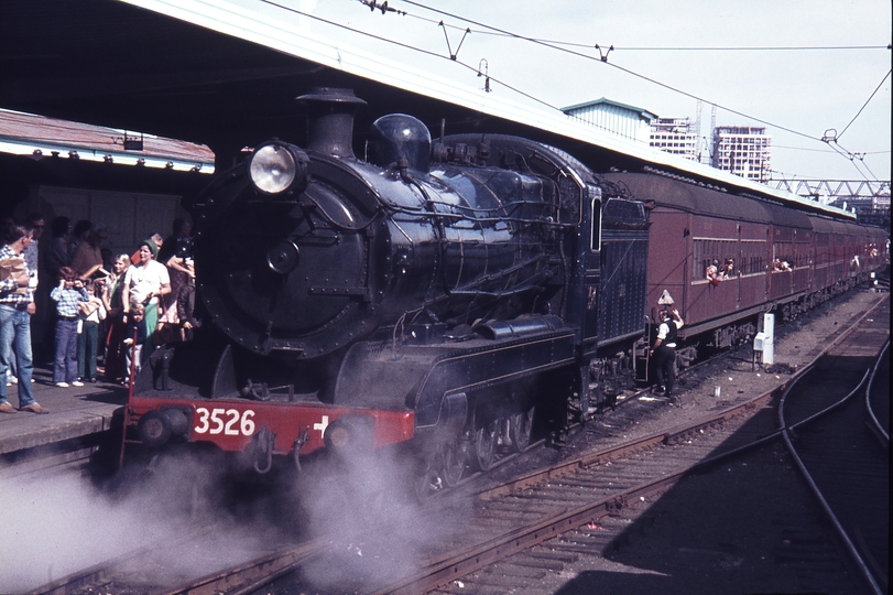 112964: Sydney Central G 322 Up RTM Special 3526