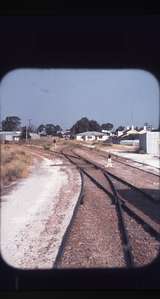 113225: Kingston SE Looking towards end of track from 253 Pelican