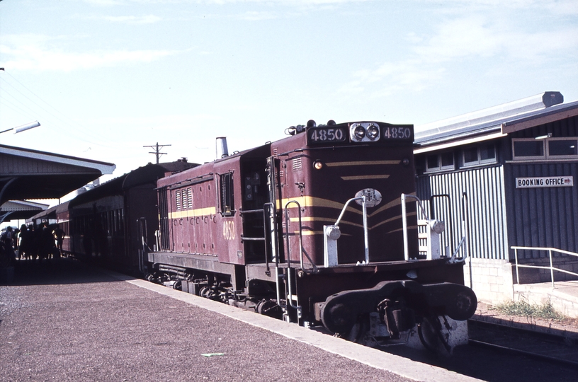 113245: Moree Down North Mail 4850