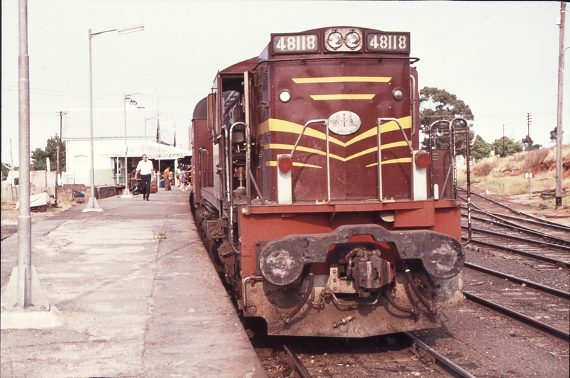 113281: Narranderra Up Riverina Express 48118