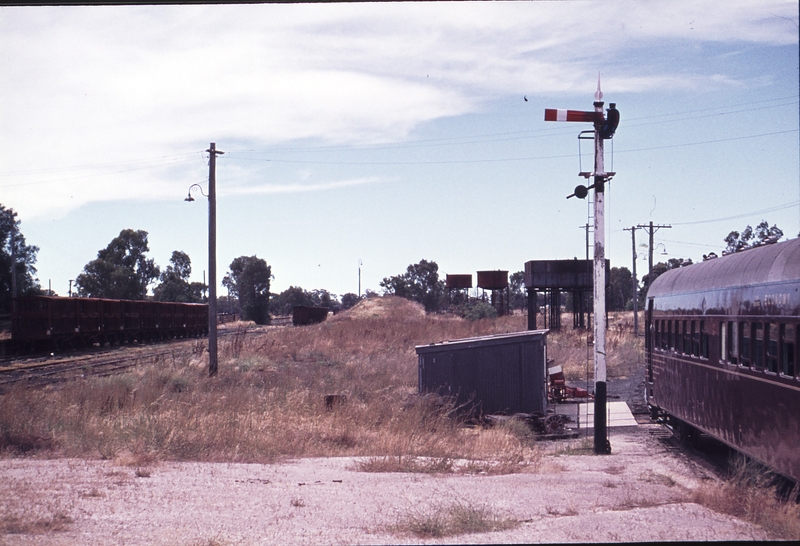 113292: Tocumwal Up NSW Diesel Train 706 606