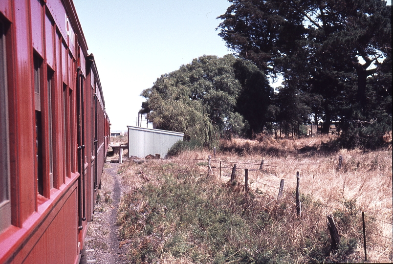 113334: Drysdale Viewed from Down Vintage Train