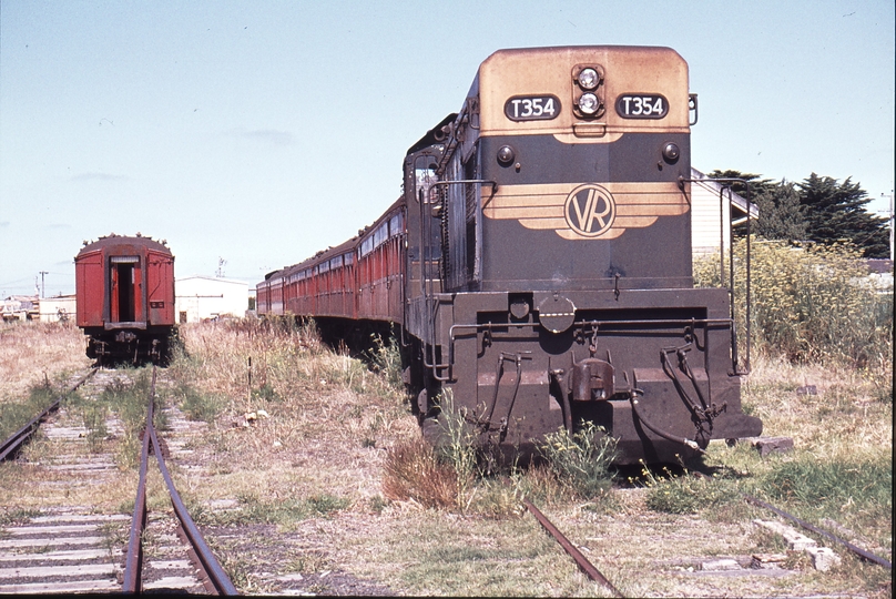 113336: Queenscliff Up Passenger T 354