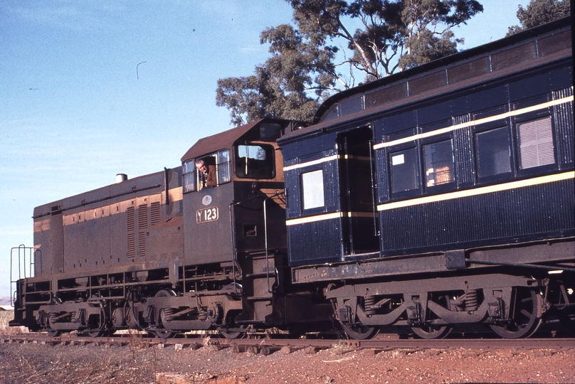 113361: Mile 132.25 Katamatite Line Up AREA Special Y 123