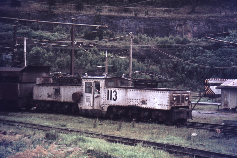 113473: Yallourn No 113 damaged being propelled on front of train