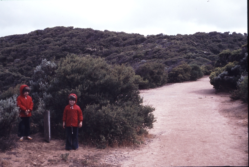 113536: Sorrento Tramway Back Beach Terminus Looking towards Front Beach Anita and Melissa Langford