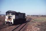 113637: Pinkenba 1757 running round suburban train