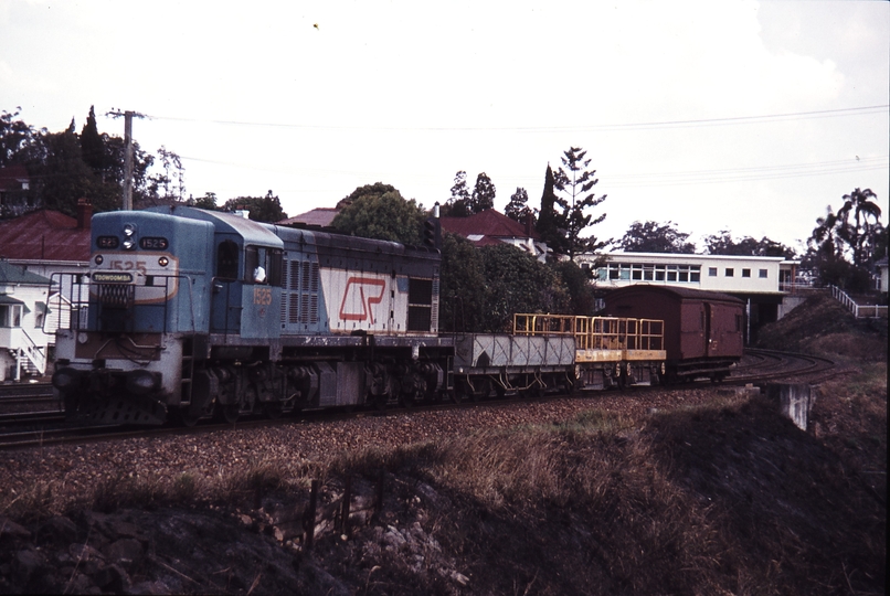 113735: Auchenflower Down Work Train 1525