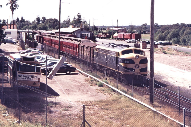 113754: Mildura Up Fast Goods and AREA Cars B 80