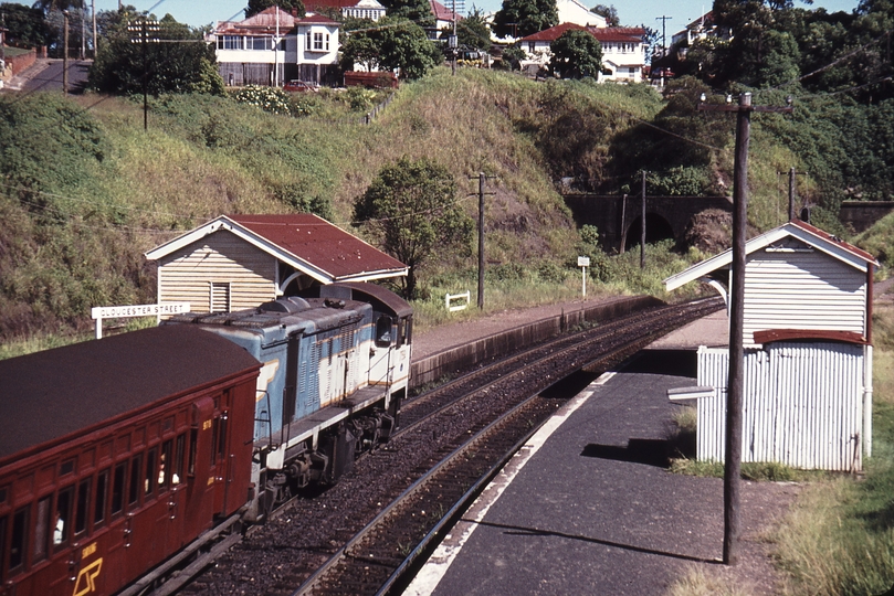 113784: Gloucester Street Down Suburban 1759