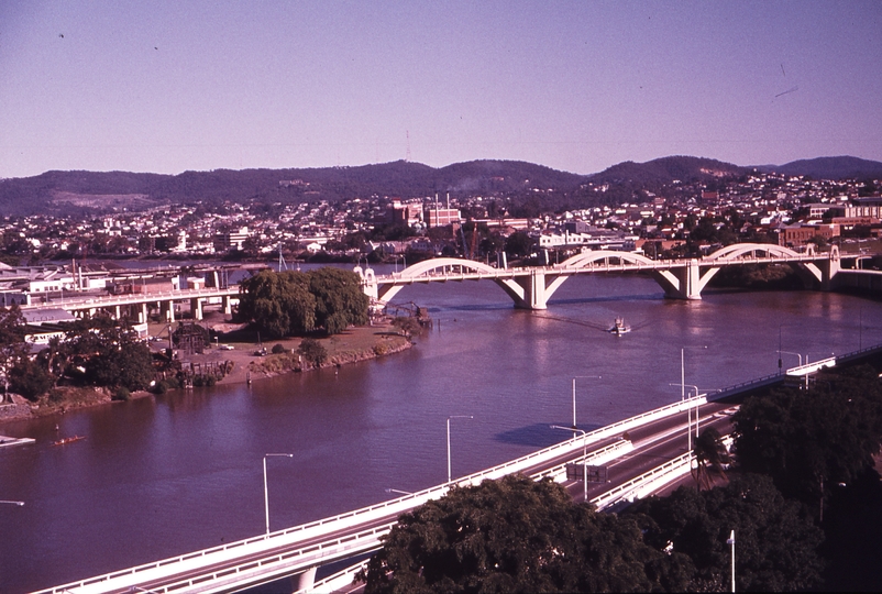 113822: Merivale Bridge Construction Looking upstream