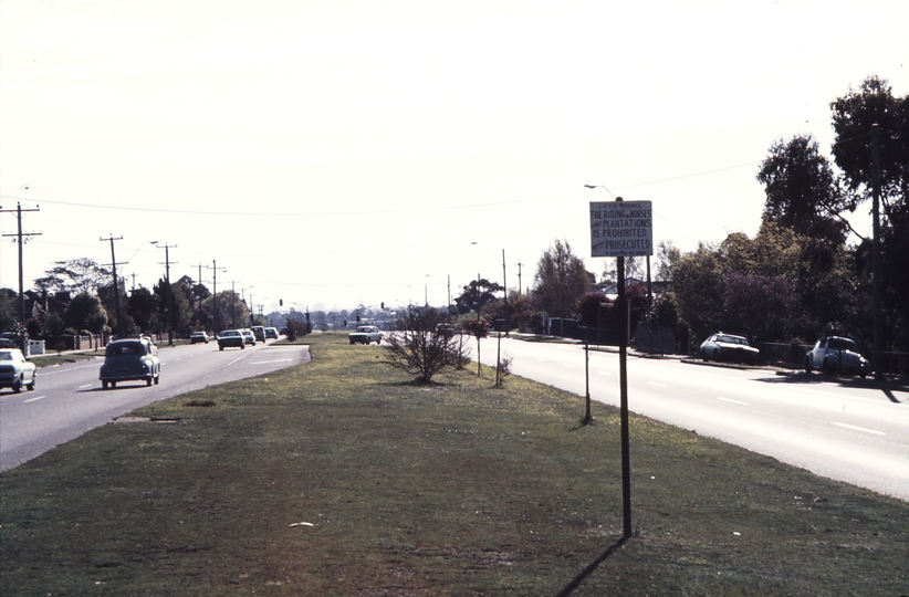 113875: Burwood Highway at Middleborough Road Looking West