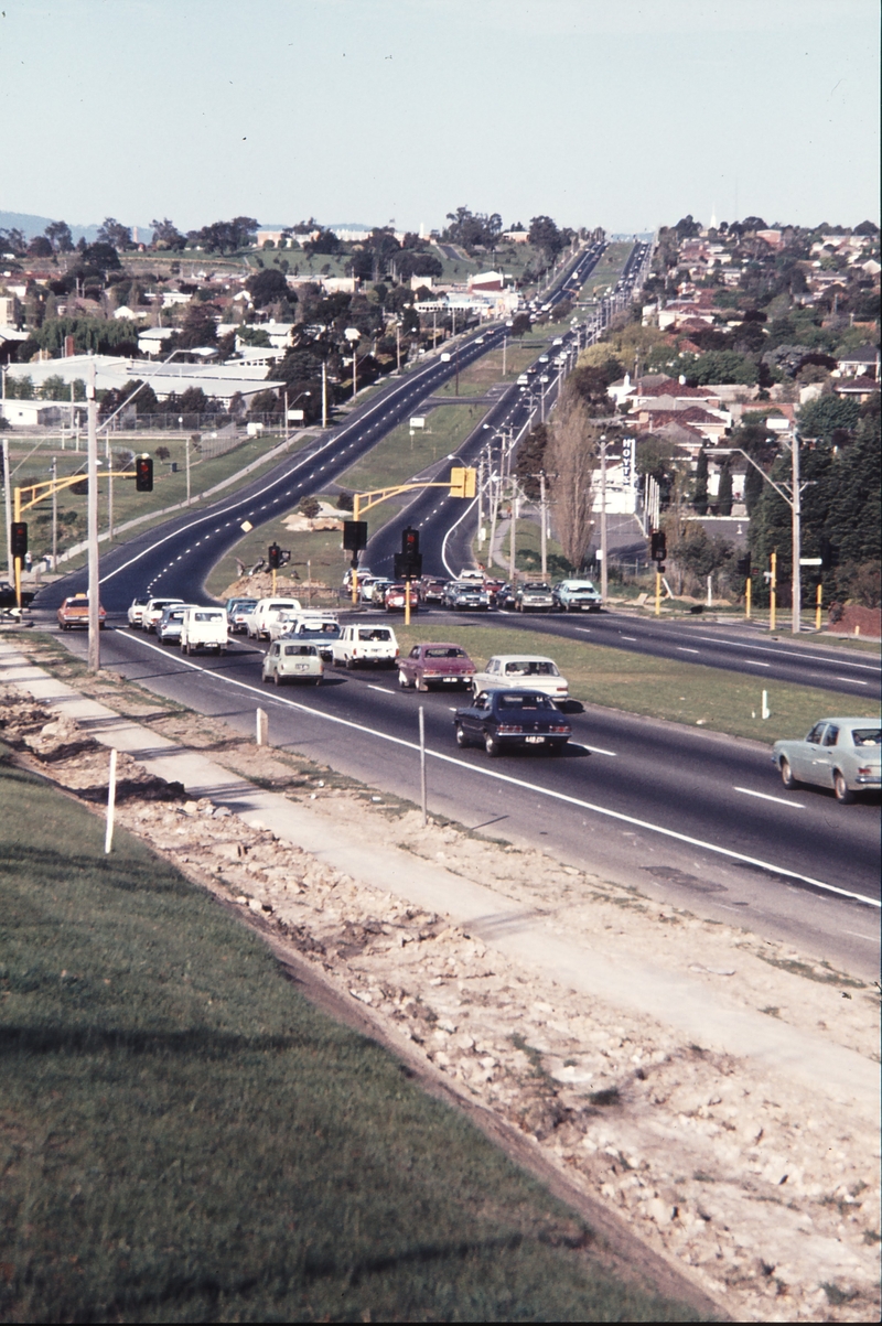 113877: Burwood Highway at Ireland Street Looking East