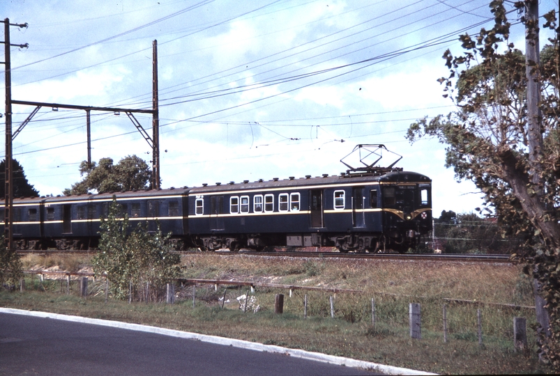 114090: Darebin up side Up Suburban 7-car Harris