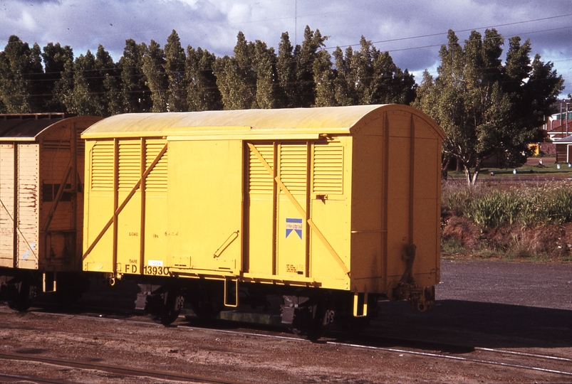 114305: Waroona 4-wheel Box Van FD 13930