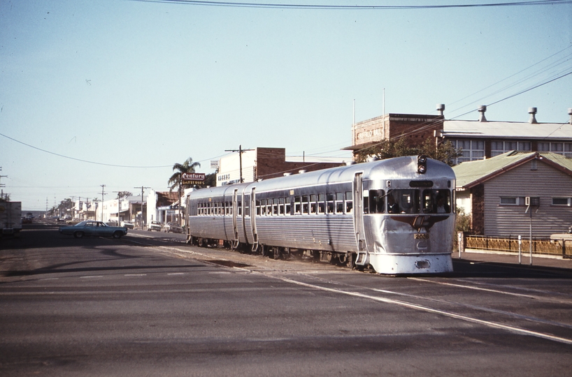 114507: Rockhampton Denison Street Down Daylight Rail Tour 2036 2033