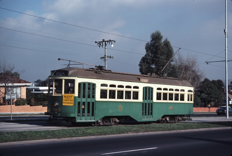 114537: Burwood Highway at Finch Street Down Crew Training Car Y 469