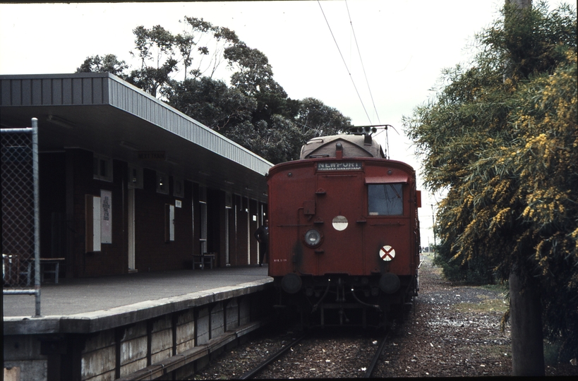 114582: Altona Down Suburban 471 M