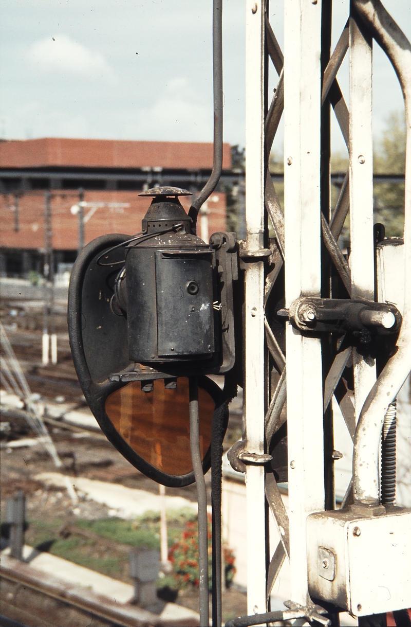 114588: Flinders Street Oil Lamp on signal near Princes Bridge