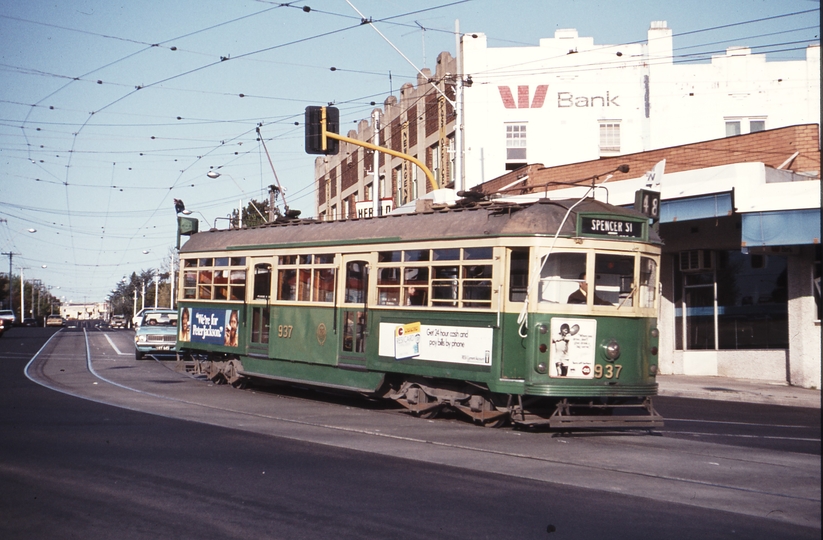 114809: Doncaster Road at Burke Road Up SW6 937