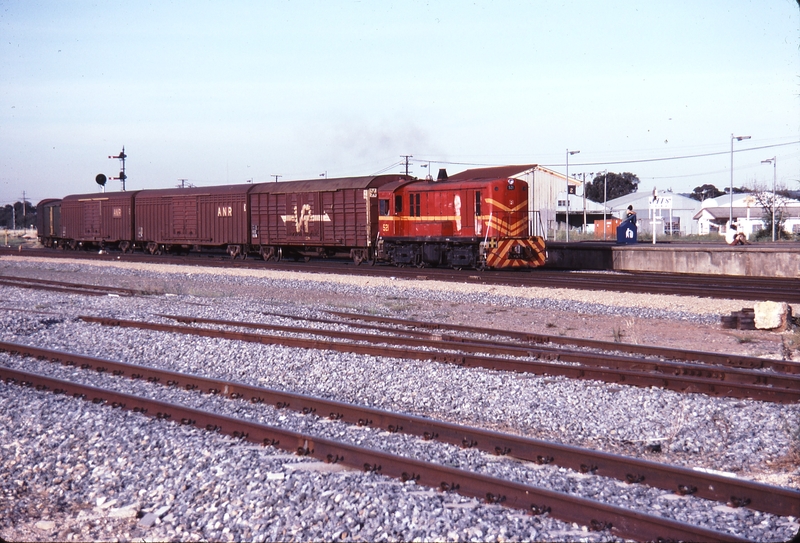 114840: Dry Creek BG Shunter 521