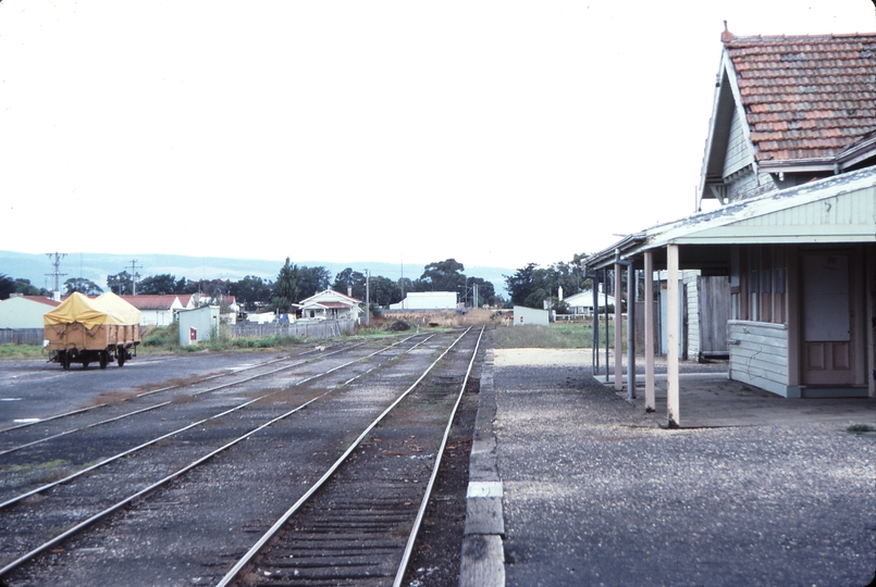 114907: Yarram Looking towards Woodside