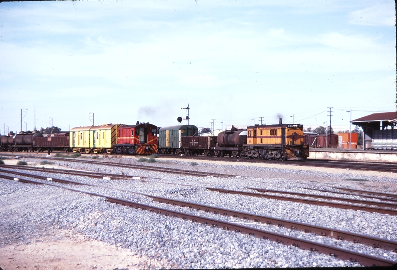 114920: Dry Creek BG Shunter 526 and Up Goods bg 844