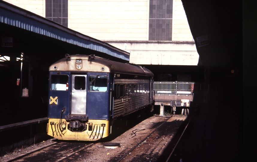 114929: Adelaide Bluebird Car 254