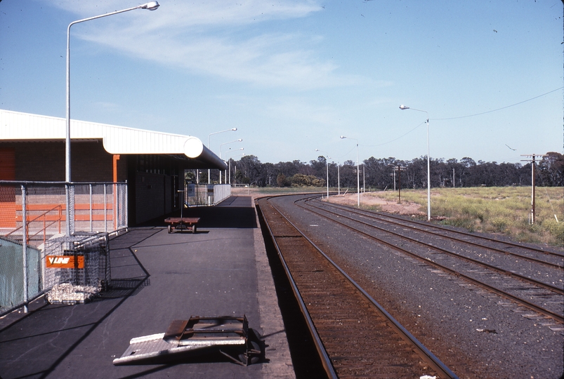 115057: Sale Looking towards Melbourne