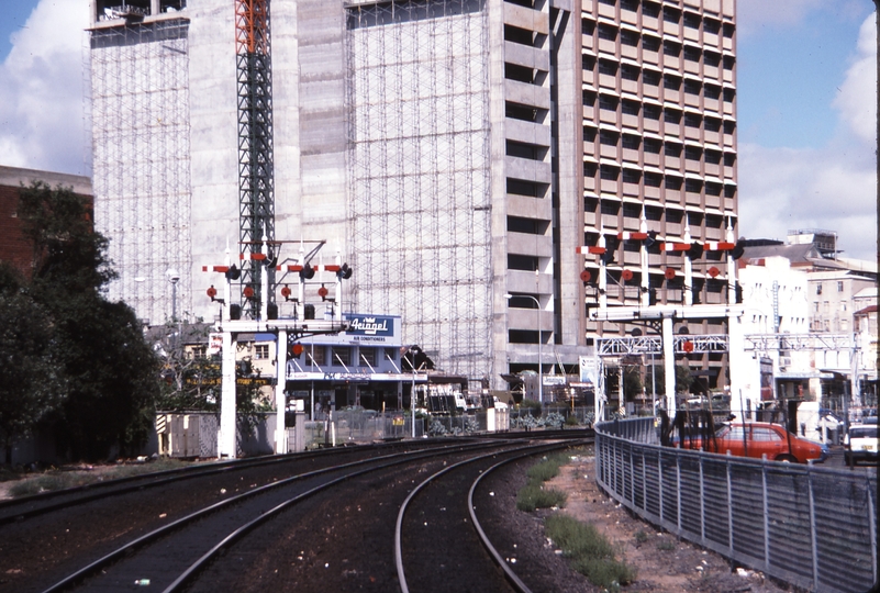 115084: Perth City Up Arrival Home Signals