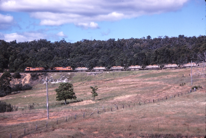 115111: Jarrahdale Township West Side Up Bauxite NA 1872 N 1879