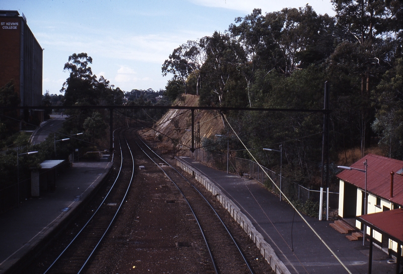 115379: Heyington Looking towards Glen Waverley