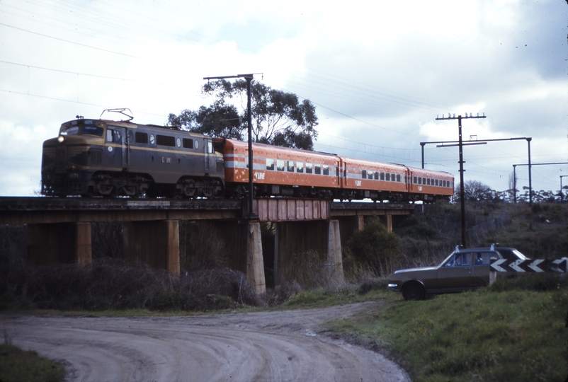 115494: Bunyip River Bridge 8415 Down Passenger L 1171