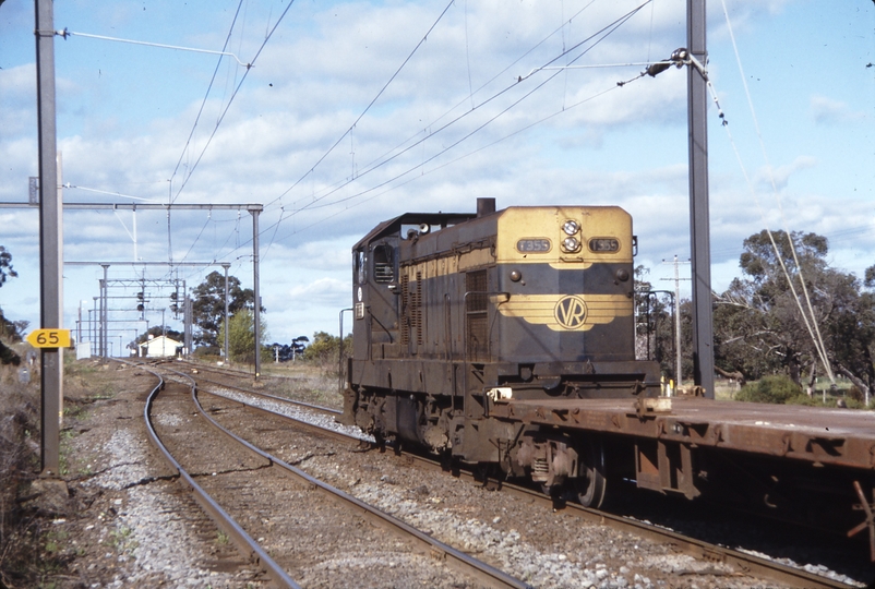 115507: Bunyip T 355 Shunting Down Work Train