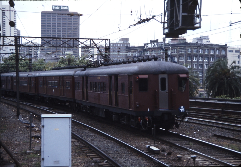 115542: Sydney Central Up Single Deck Suburban Train