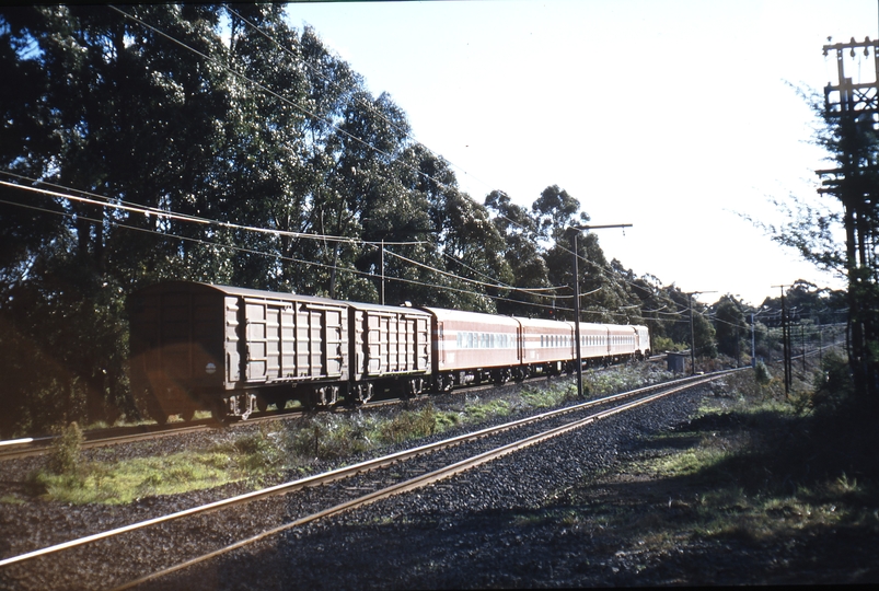 115788: Drouin down side km 93.5 8468 Up Gippslander L 1162