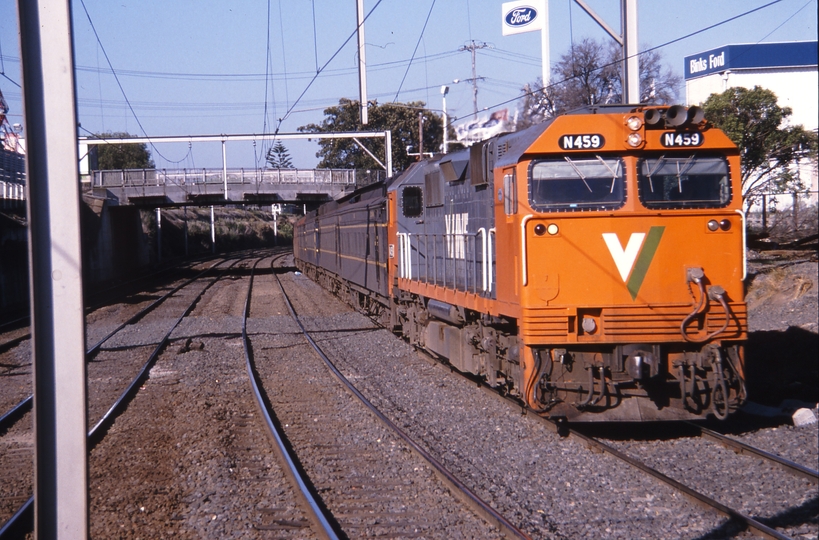 115840: Footscray 8263 Down Geelong Passenger N 459