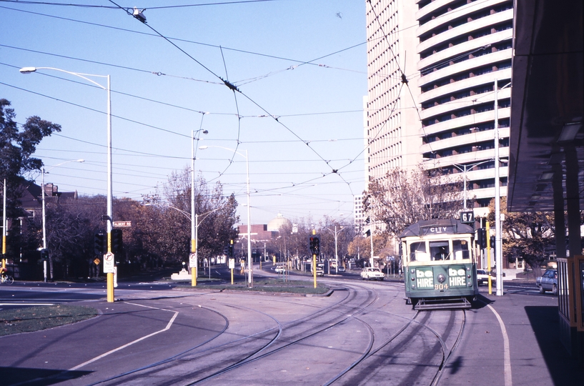 116010: St Kilda Road at Domain Road Up SW6 904