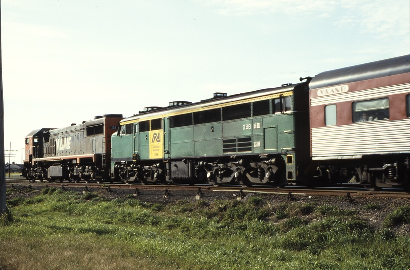 116202: Ardeer ICI Siding 8120 Up Overland X 53 938