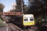 116245: Jolimont Down Suburban 6-car Comeng 357 M leading