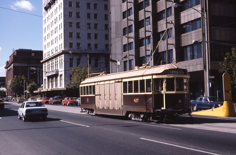 116260: Spencer Street at Collins Street Up Empty W1 427