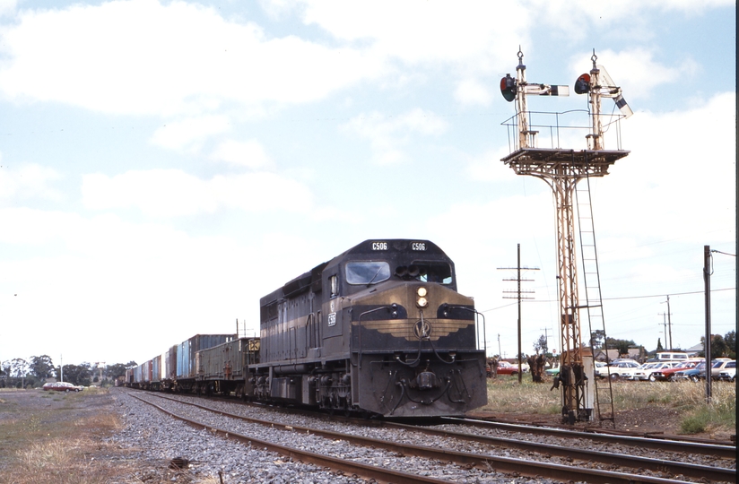 116306: Melton 9119 Down Adelaide Freight C 506